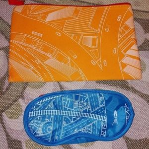 🍰 Emirates travel zipper case w blue eye cover